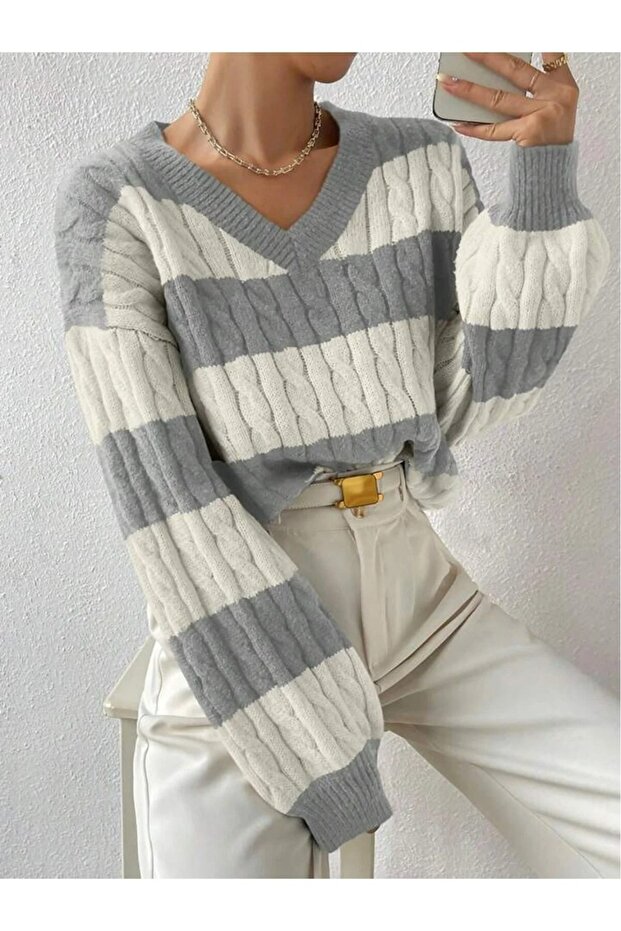 Gray White Soft Textured Hair Braided V-Neck Knitwear Sweater