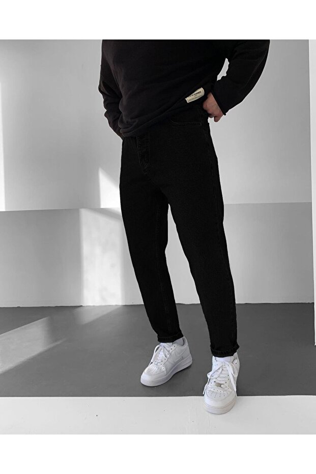 بنطلون جينز أسود أساسي من Boyfriend - 1