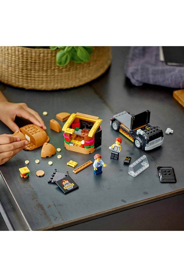 ® City Hamburger Kamyonu 60404 - 5 Yaş ve Üzeri için Yaratıcı Oyuncak Yapım Seti (194 Par - 7