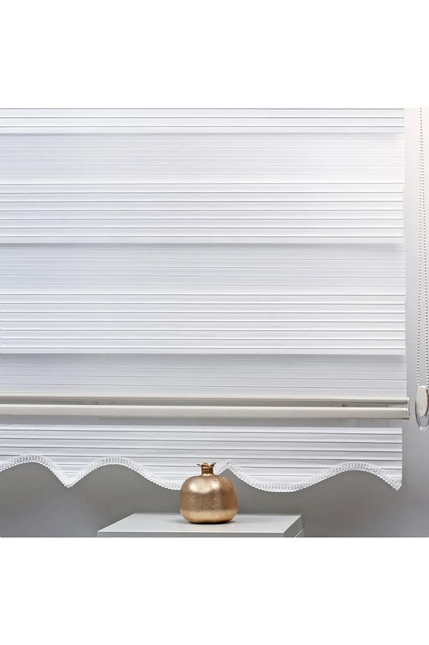PLİSELİ BEYAZ STOR ZEBRA PERDE ETEK DİLİMLİ - 1