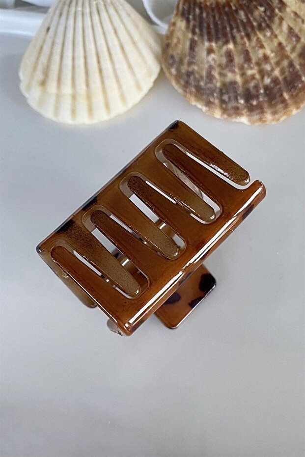 Brown Leopard Pattern Basic Latch Buckle - 3