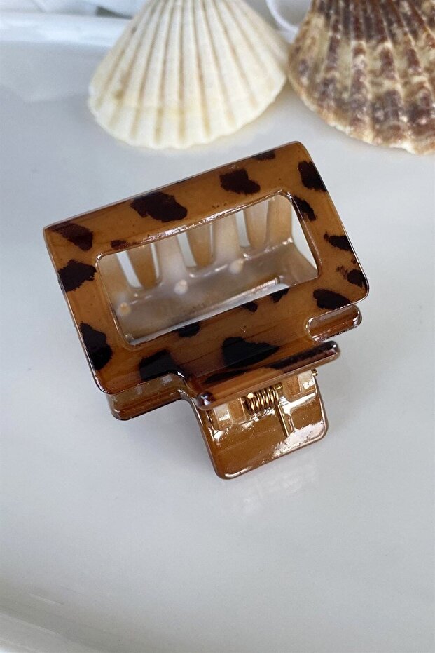 Brown Leopard Pattern Basic Latch Buckle - 5