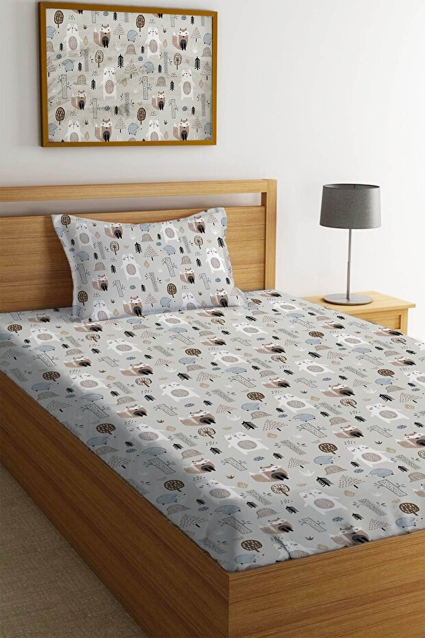 Gray Single Bear and Fox Patterned Fitted Sheet Set - 1