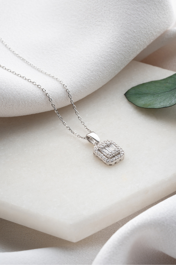 925 Ayar Gümüş Rodyumlu Baget Taşlı Tek Taş Kolye - 6