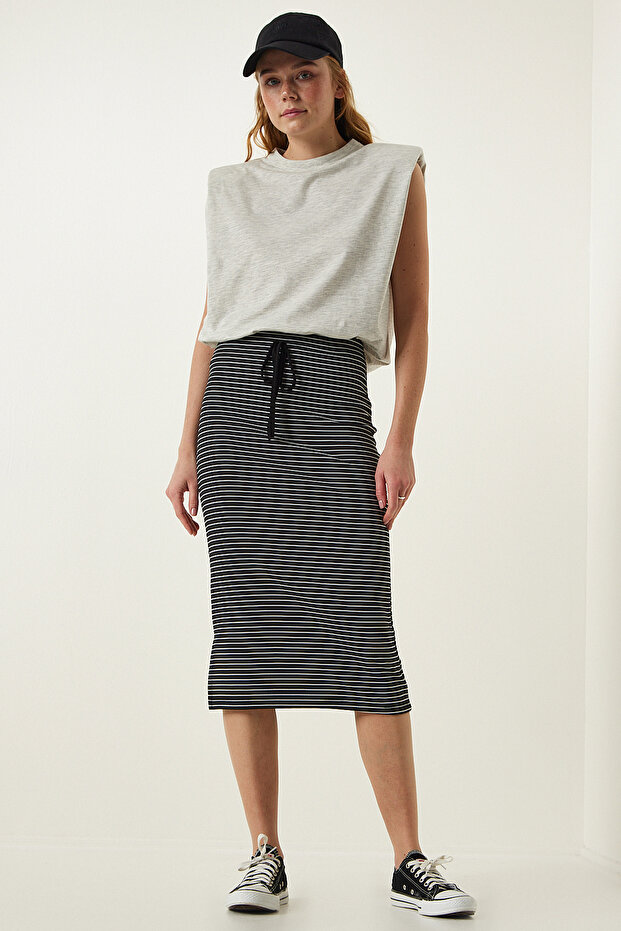 Women's Black Fringed Slit Saran Knitted Skirt FF00152