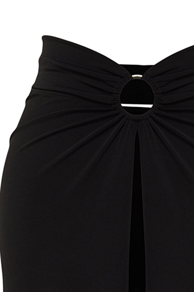 Siyah Maxi Örme Cut Out Detaylı Pareo TBESS24PR00008 - 7