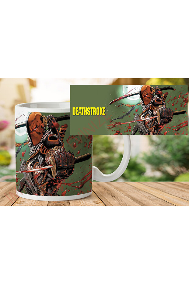 كوب مطبوع عليه شخصية Deathstroke على الجانبين