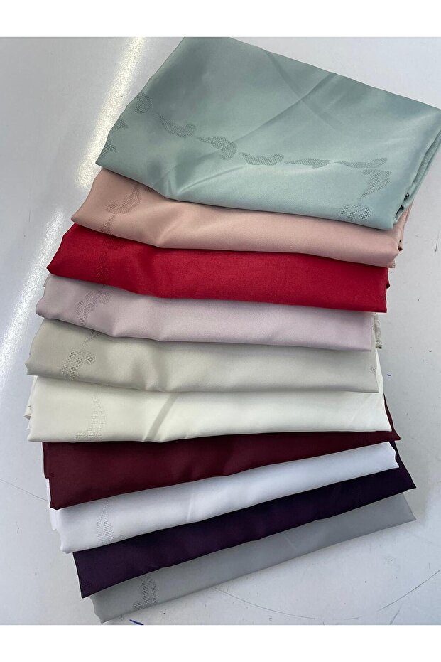 PANEL TABLE COVER - 3