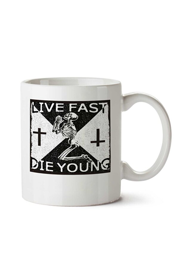 كوب مطبوع على الجانبين من Live Fast Die Young