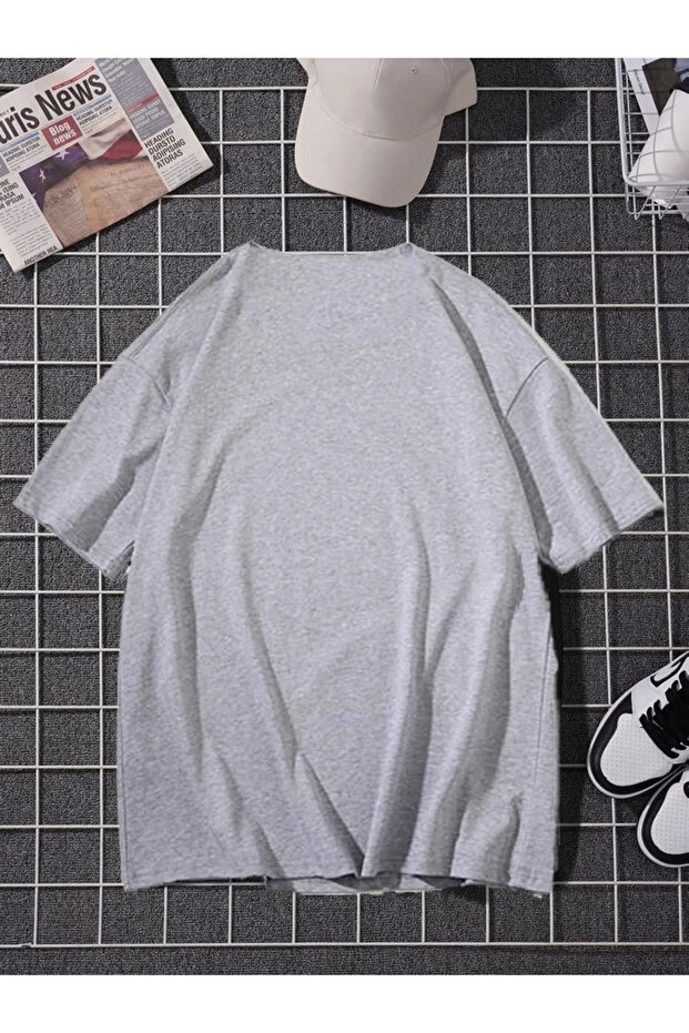 تي شيرت مطبوع كبير الحجم - 2