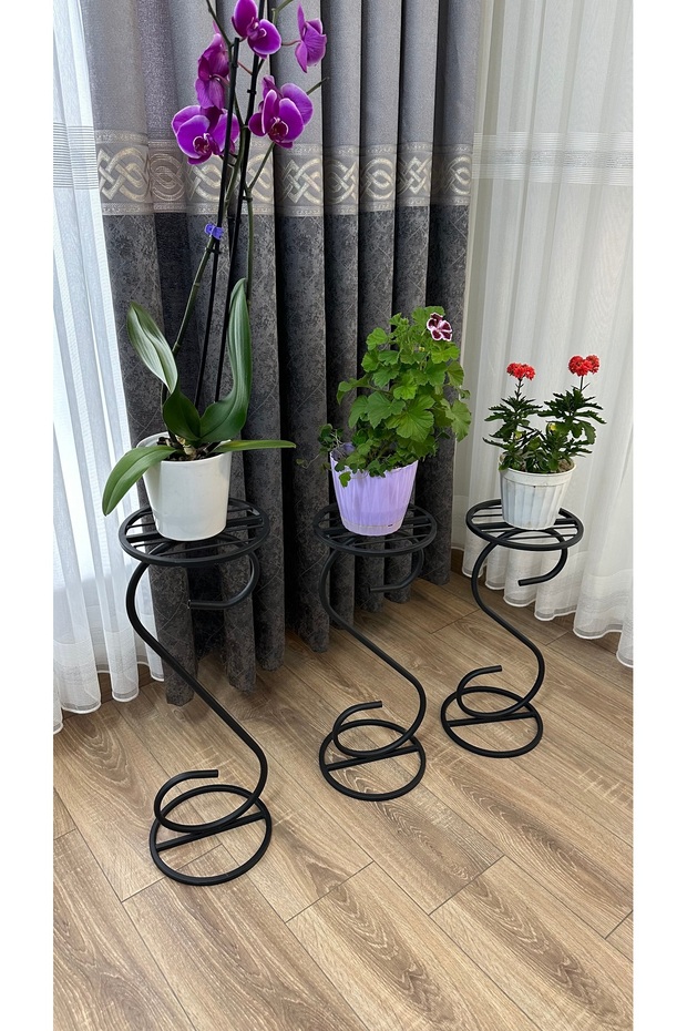 3 lü Saksılık Çiçeklik - 5
