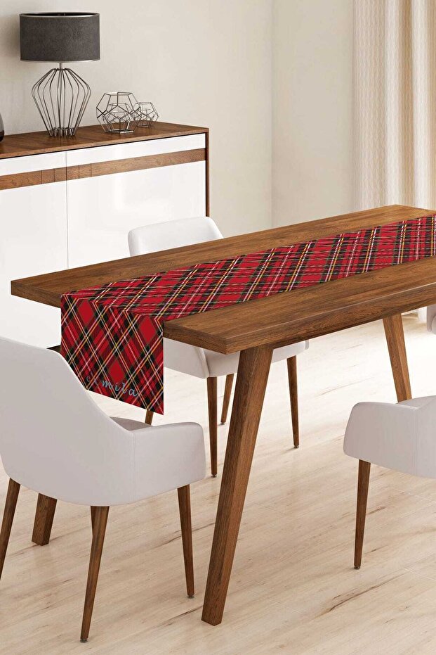 Evmile Red Geometric Runner Model R1007 - 1