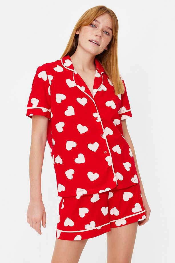Kırmızı %100 Pamuklu Kalpli Biye Detaylı Şortlu Örme Pijama Takımı THMSS21PT1200 - 4