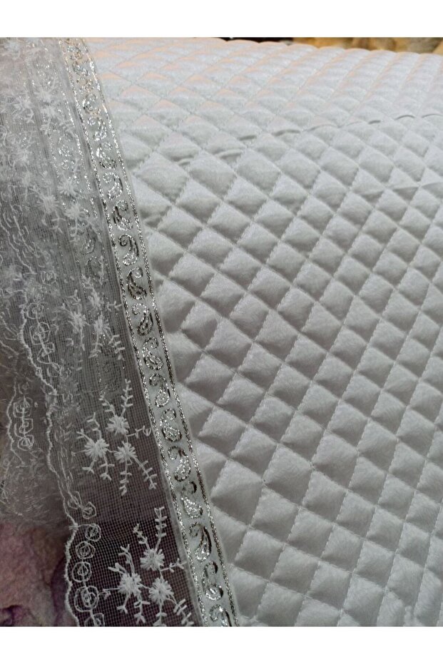 Lacy White Quilted Lacy Shelf Cover Width 33 × Length 10 Meters