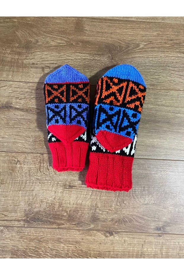 جوارب صوفية محبوكة يدويًا - 5