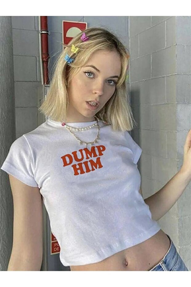 قلادة مطبوعة باللون الأبيض من Dump Him - 1