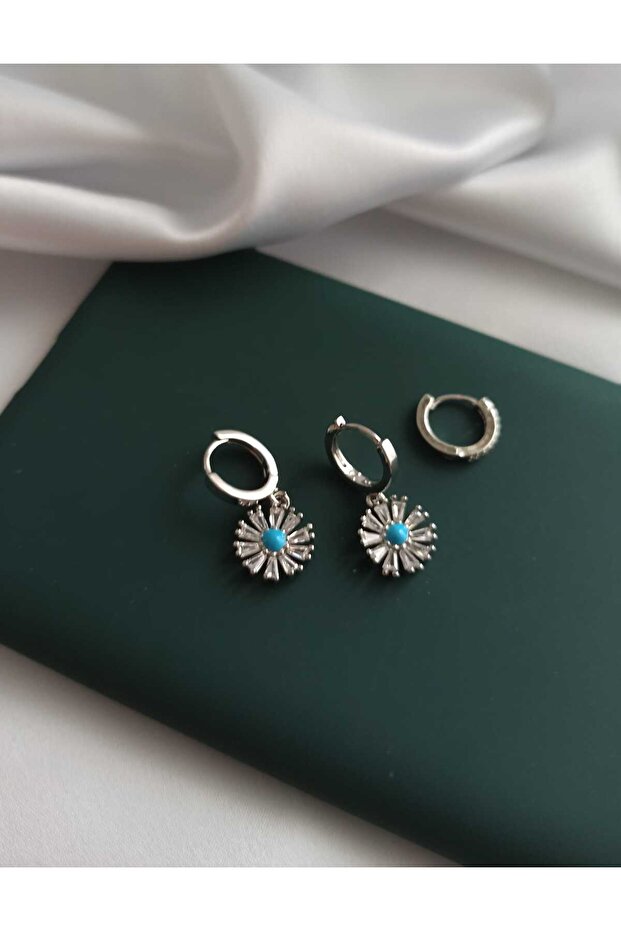 Zircon Baguette Jewelled Daisy Earrings