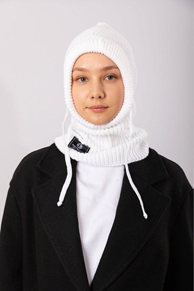 Balaklava Knitwear Beret - White