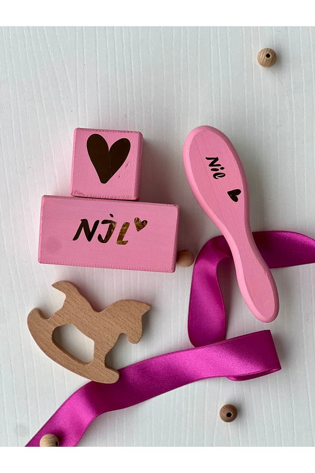 Pembe isim küpü ve tarak 2li set - 1