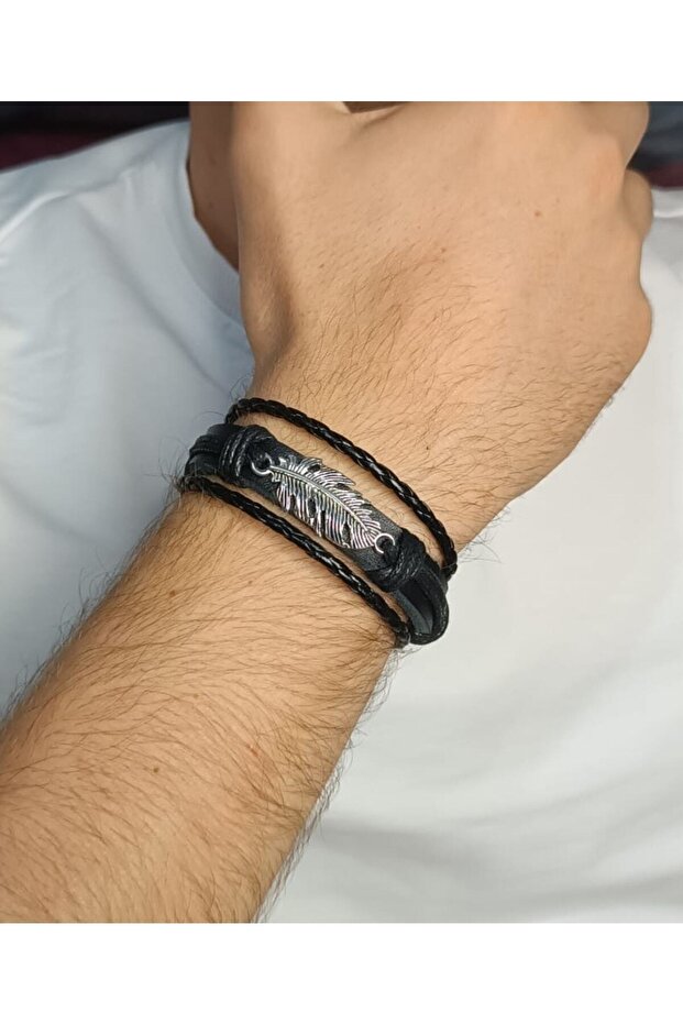 Leaf Figured Genuine Leather Bracelet