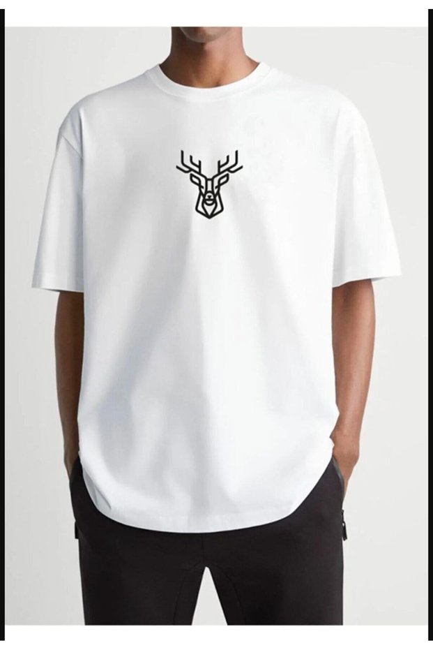 Oversize Unisex T-Shirt with Deer Print and Crew Neck
