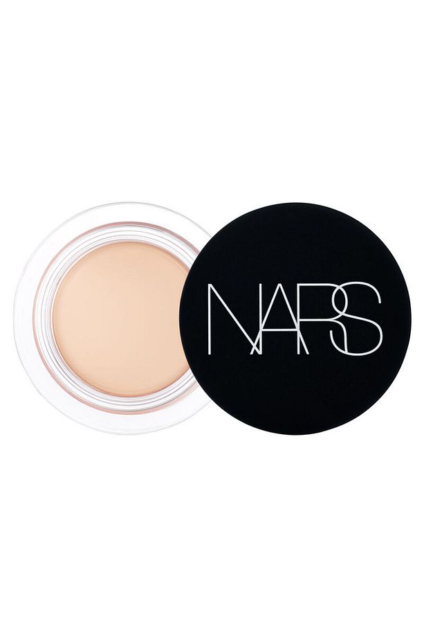 SOFT MATTE COMPLETE-Hyalüronik Asitli A&C&E Vitamin İçerikli Gün Boyu Kalıcı Mat Bitişli Kapatıcı - 1