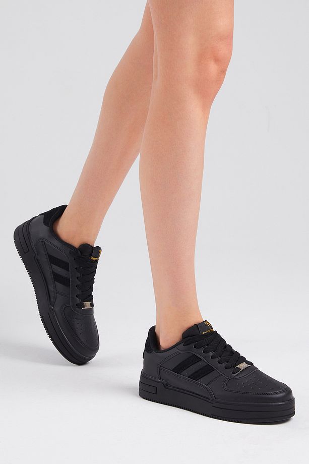 Unisex Siyah Siyah Yanı Çizgili Bağcıklı Rahat Kalıp Sneaker - 4