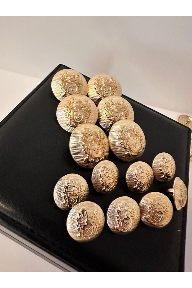 طقم أزرار بتفاصيل شعار بليزر - 3