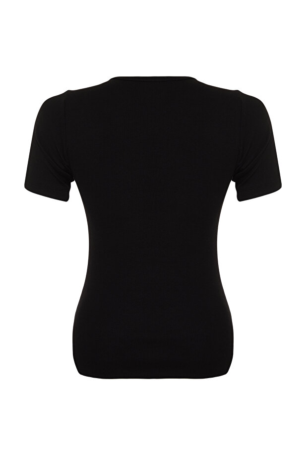 Siyah Slim Fit Kalpli Cut-Out Detaylı Fitilli %100 Pamuk Örme Büyük Beden T-shirt TBBSS24BF00006 - 8