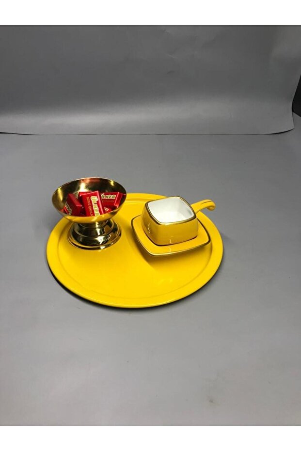 Metal Yellow Single Decorative Tea, Coffee and Cake Service Presentation Tray 23 Cm