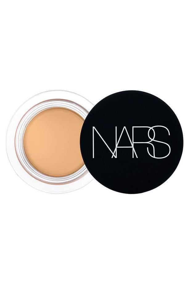 SOFT MATTE COMPLETE-Hyalüronik Asitli A&C&E Vitamin İçerikli Gün Boyu Kalıcı Mat Bitişli Kapatıcı - 1