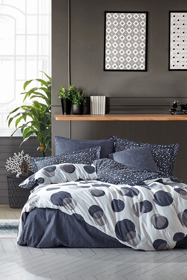 طقم غطاء لحاف مزدوج حديث Orva Indigo
