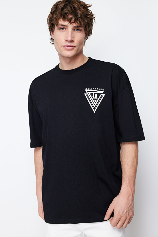 Black Oversized/Wide Cut City Printed 100% Short Sleeve T-Shirt TMNSS20TS1102