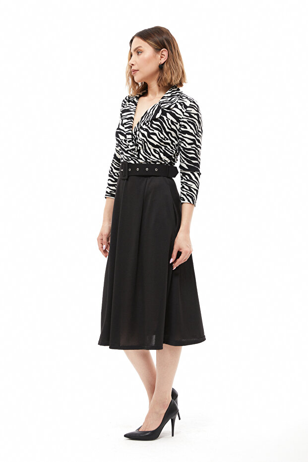 فستان بياقة سترة منقوشة - 4