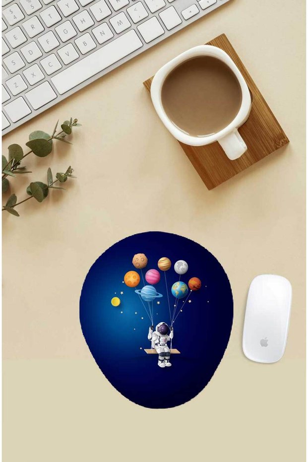 Astronaut Patterned Mousepad with Wrist Support