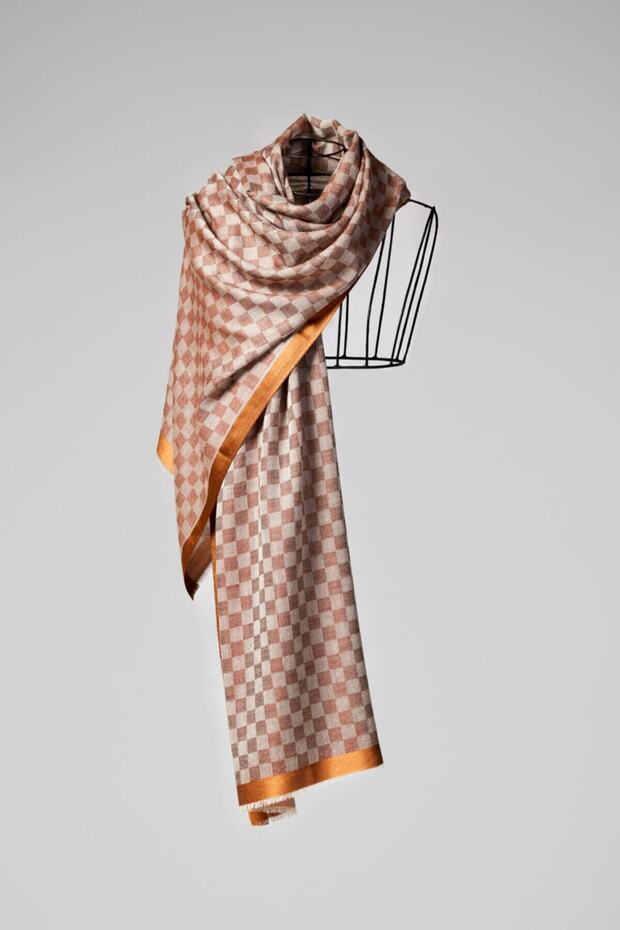85 % Cashmere 15 % Silk Printed Shawl