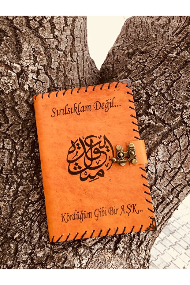 دفتر ملاحظات جلدي بتصميم خاص لعيد الحب
