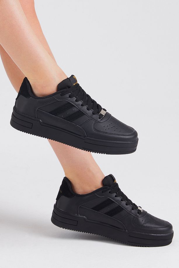 Unisex Siyah Siyah Yanı Çizgili Bağcıklı Rahat Kalıp Sneaker - 1