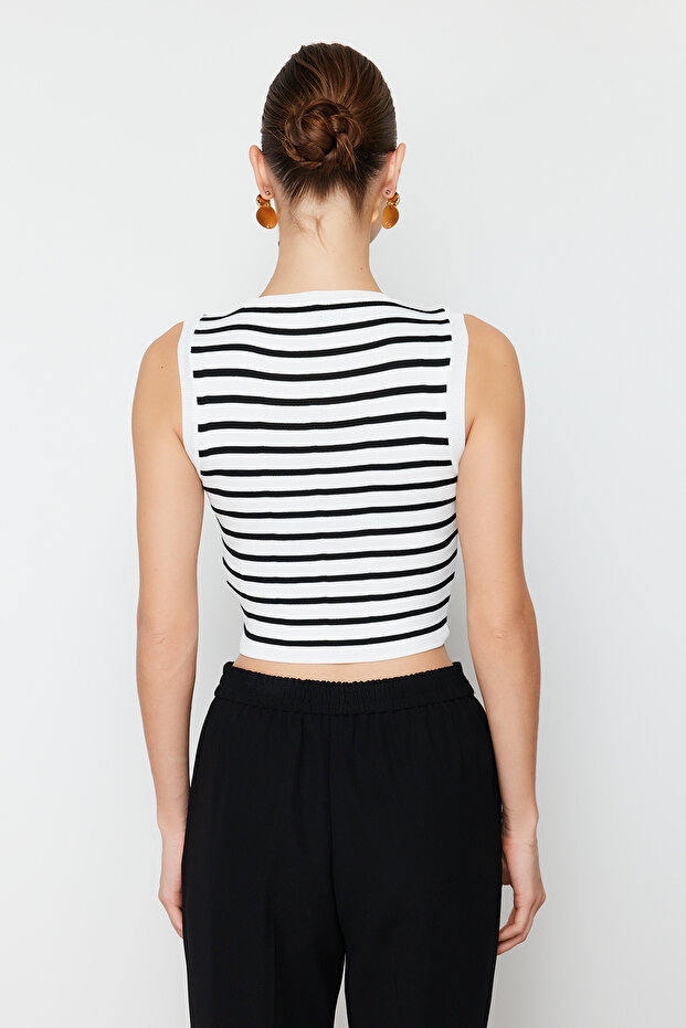 Ekru Crop Çizgili Triko İnce Bluz TWOSS23BZ00584 - 4