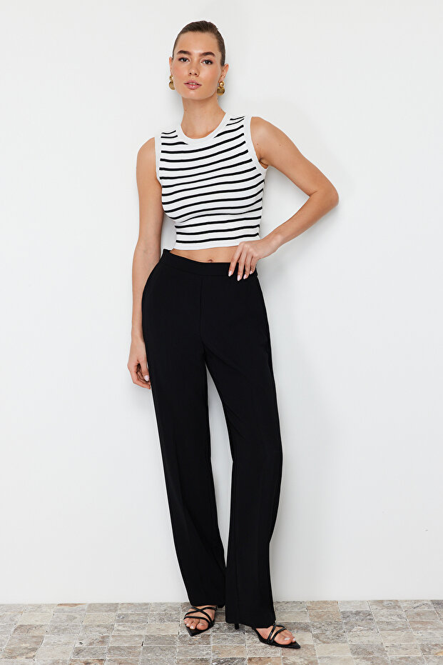 Ekru Crop Çizgili Triko İnce Bluz TWOSS23BZ00584 - 2