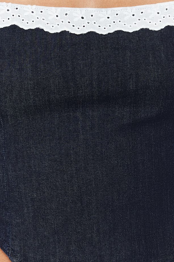 Koyu Mavi Dantel Yaka Detaylı Askılı Denim Crop Büstiyer TWOSS24BS00010 - 4