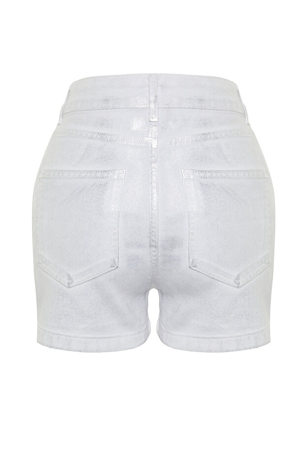 Beyaz Parlak Metalik Baskılı Denim Şort TWOSS24SR00029 - 8