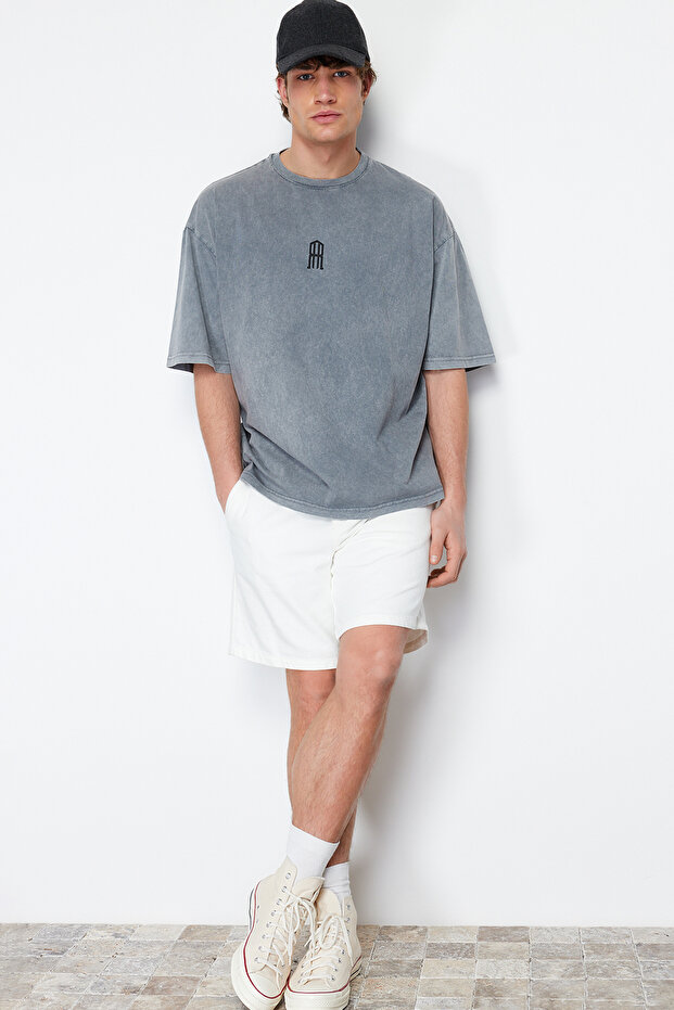 Gri Oversize/Geniş Kesim Eskitme/Soluk Efektli %100 Pamuklu T-shirt TMNSS24TS00146 - 1