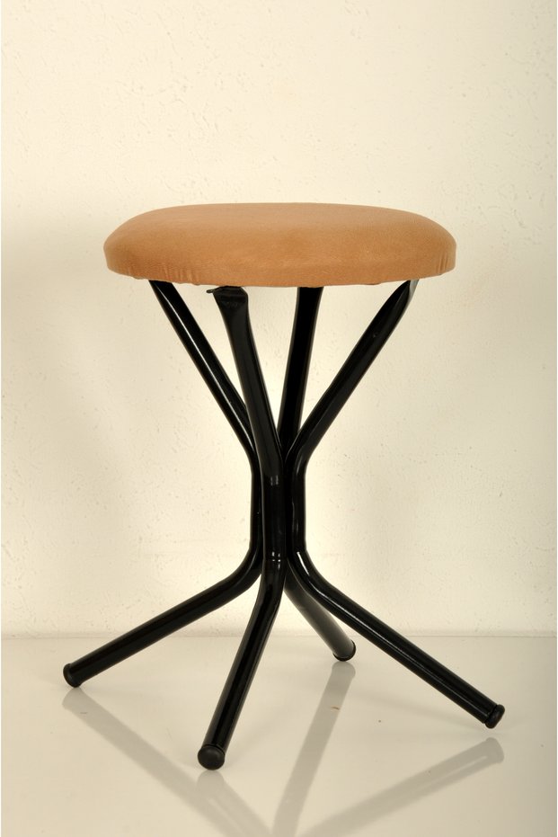 Black Trophy Stool (1 Pc)