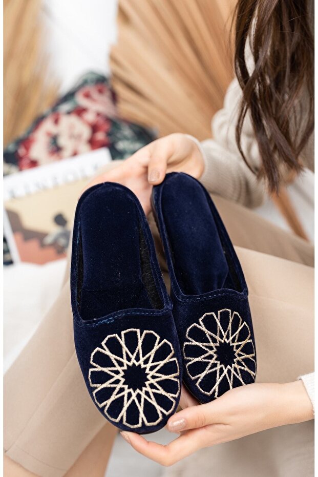Larci Women's Hitit House Slippers Winter Indoor Soft Sole Comfortable Slippers Embroidered Dowry Bundle Slippers