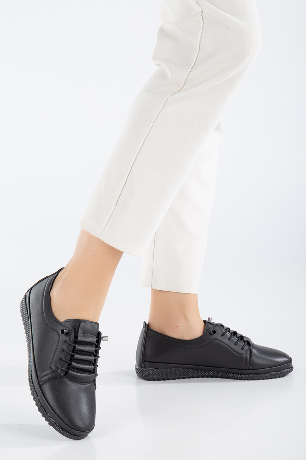 ЖІНКИ НАРОДЖУЮТЬ - 3