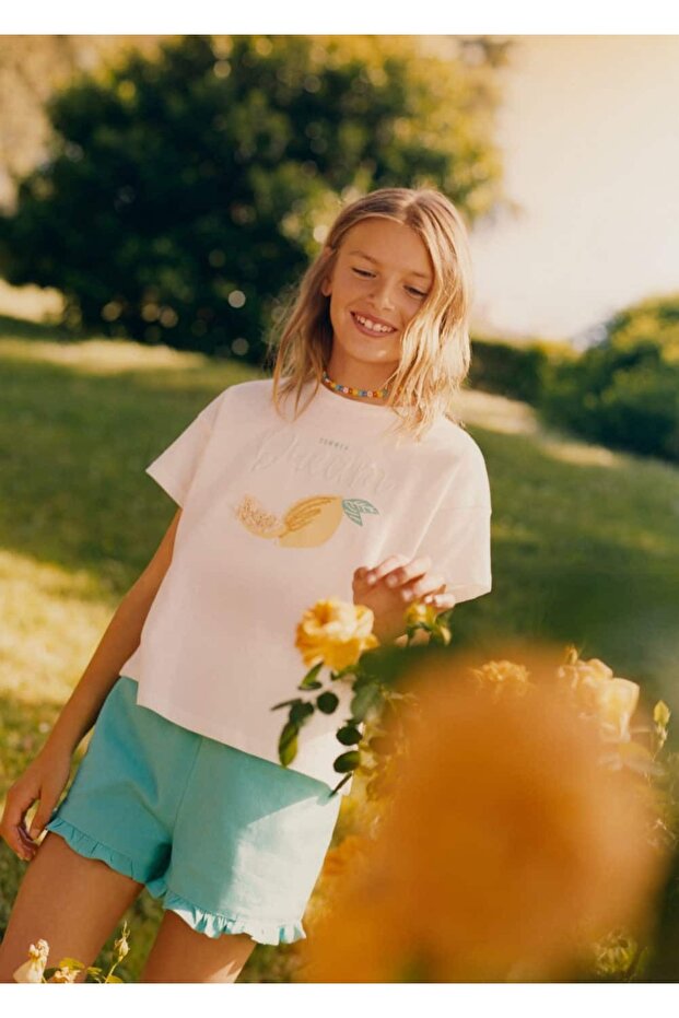 Büzgü detaylı şort - 5