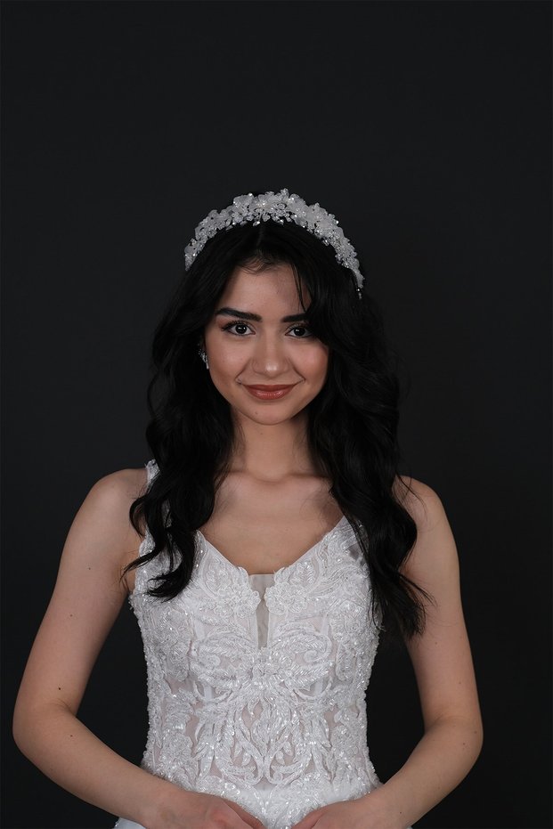 Cream Nida Flower Enameled Bridal Crown Hair And Turban Accessory