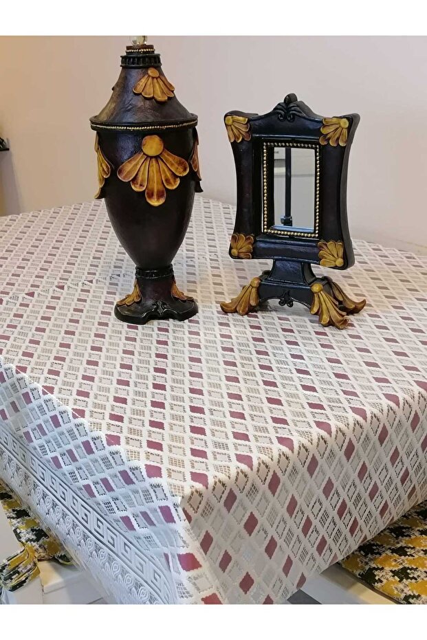 IMPORTED PVC ULNOB - PATTERNED REMOVABLE TABLE CLOTH - 1