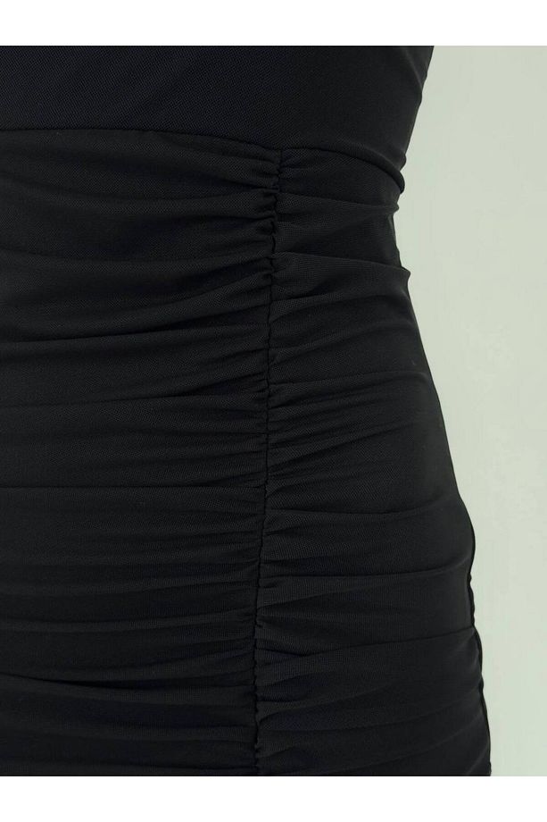 Drape Detaylı Tek Omuz Mini Elbise Siyah - 3